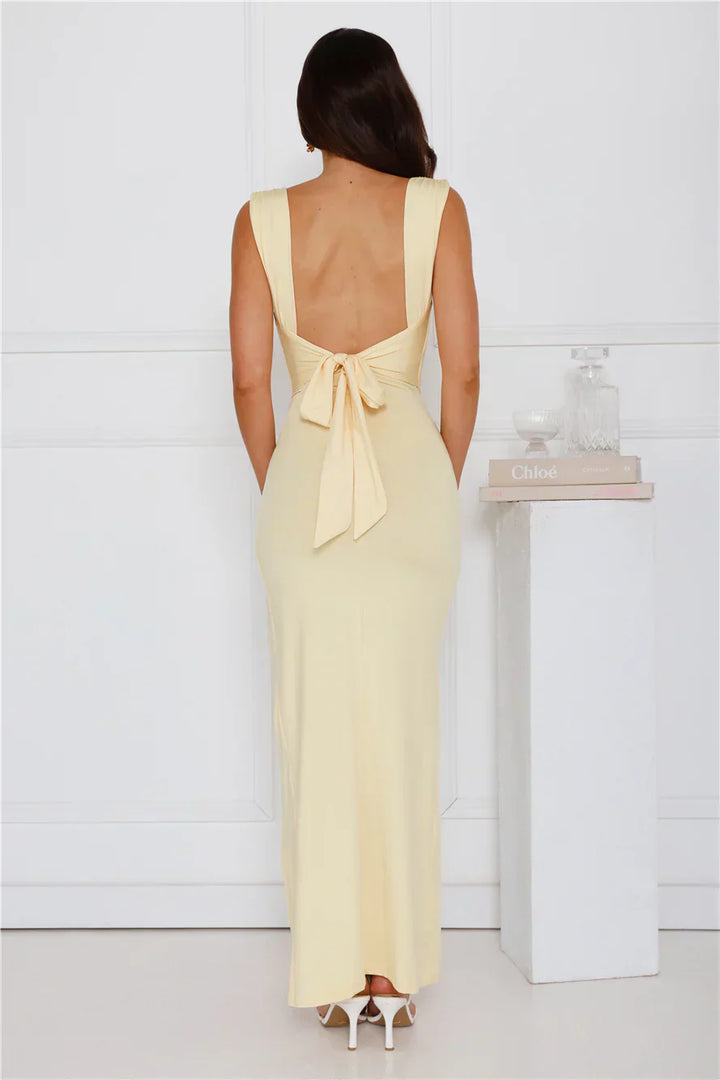 Ellie™ | Sukienka o Subtelnym i Eleganckim Kroju