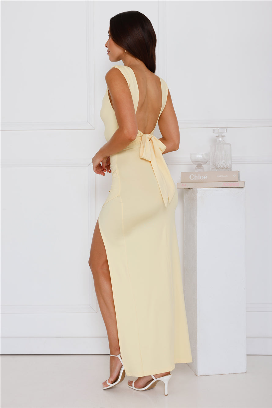 Ellie™ | Sukienka o Subtelnym i Eleganckim Kroju