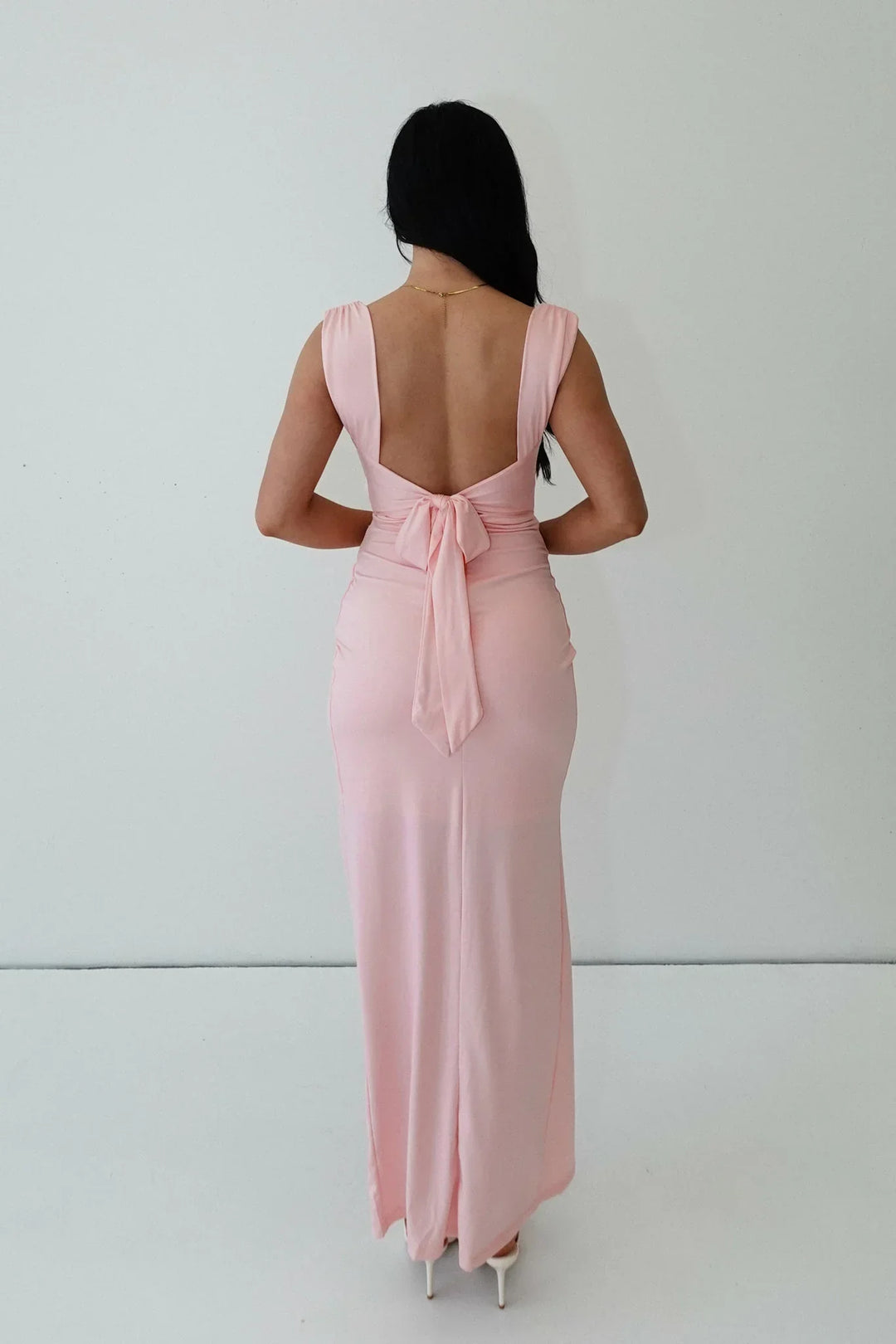 Ellie™ | Sukienka o Subtelnym i Eleganckim Kroju