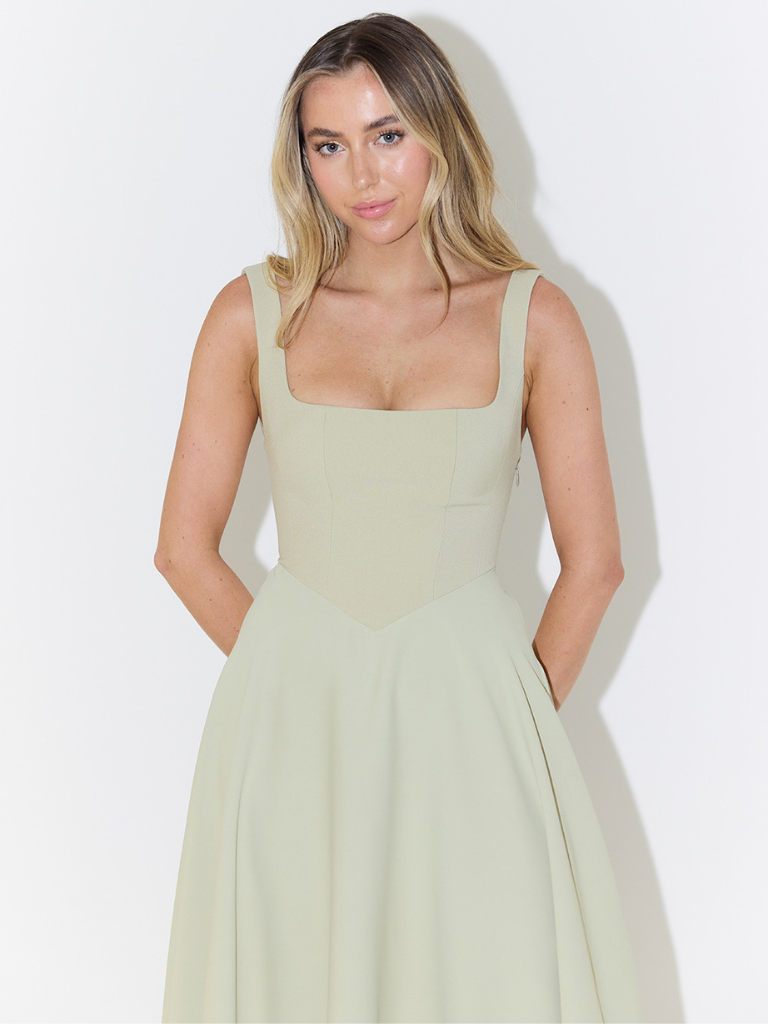 Kirelia™ – Elegancka sukienka midi